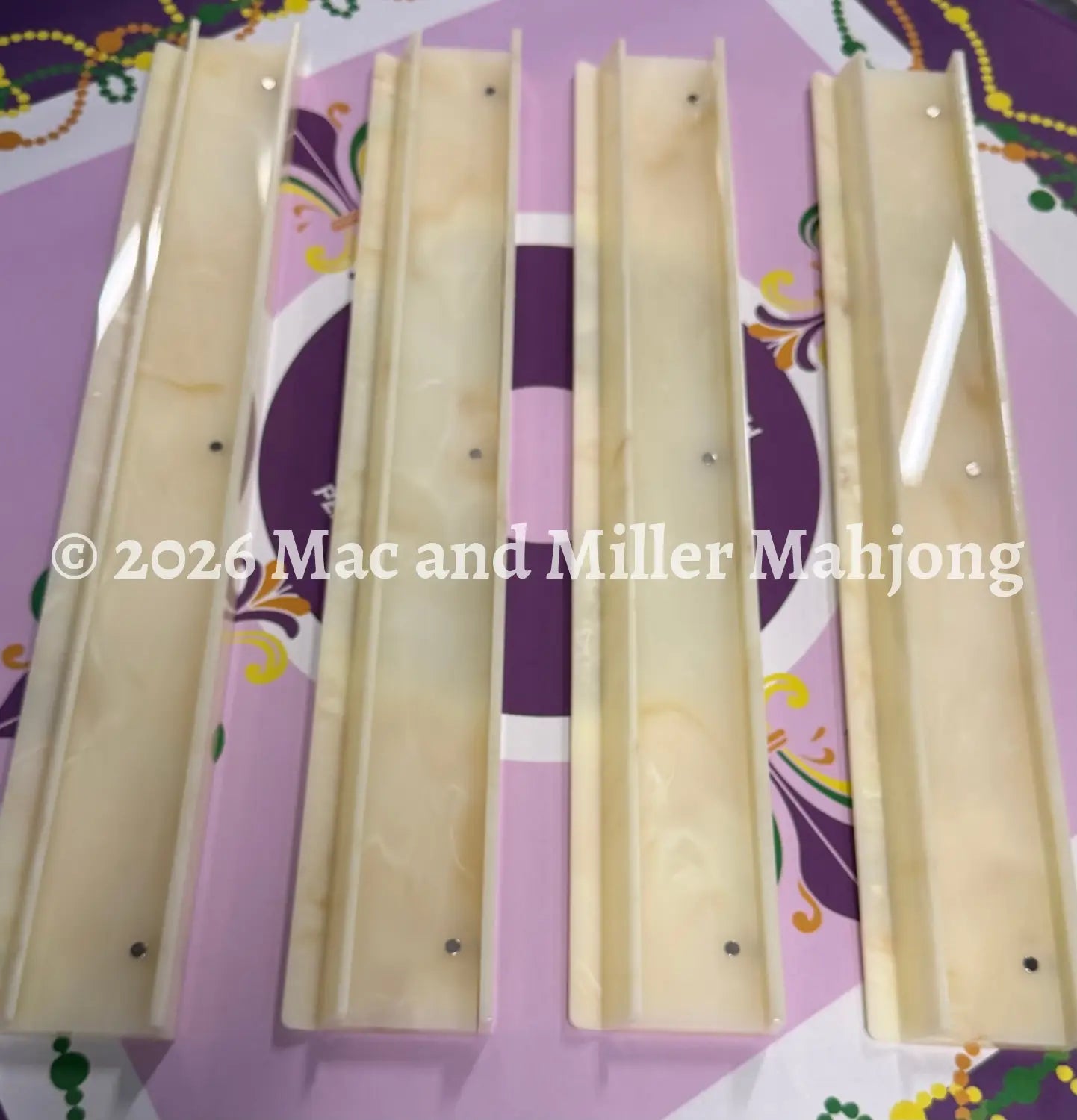 Heirloom Ivory Classic Straight Mahjong Racks + Velvet Rack Bag - Rack