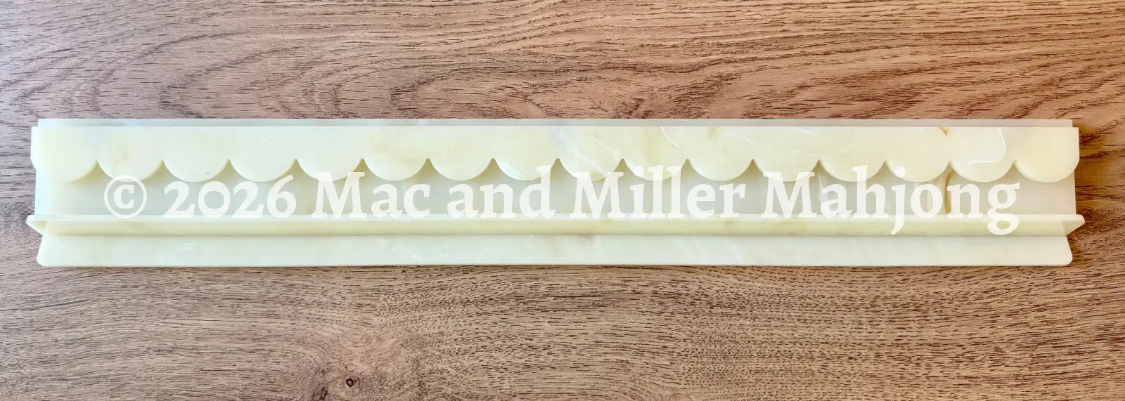 Ivory Swirl Scalloped Mahjong Racks